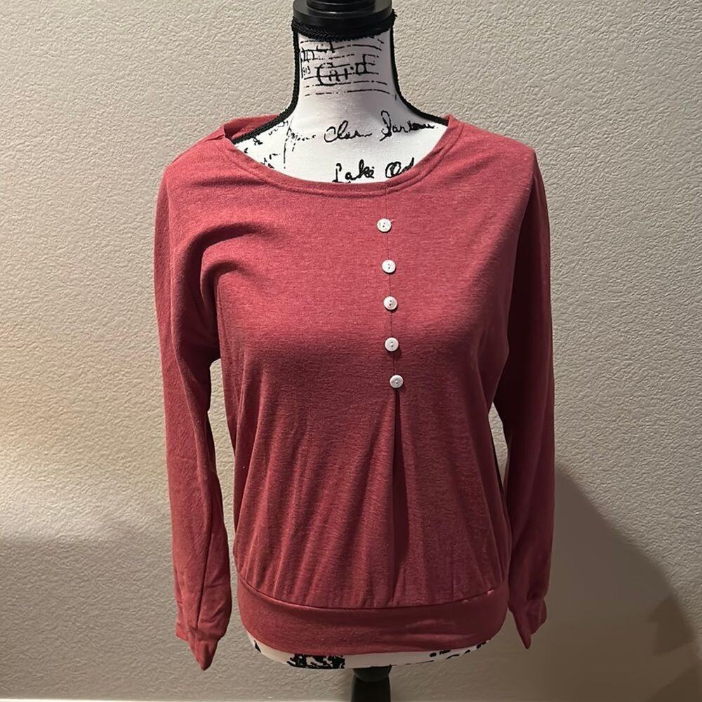 Terracotta Lightweight long sleeve Button Round neck fall Top sz M